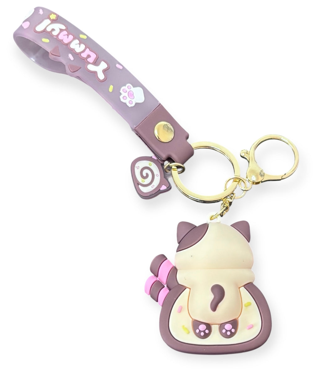 Kawaii Cat Cake Keychain