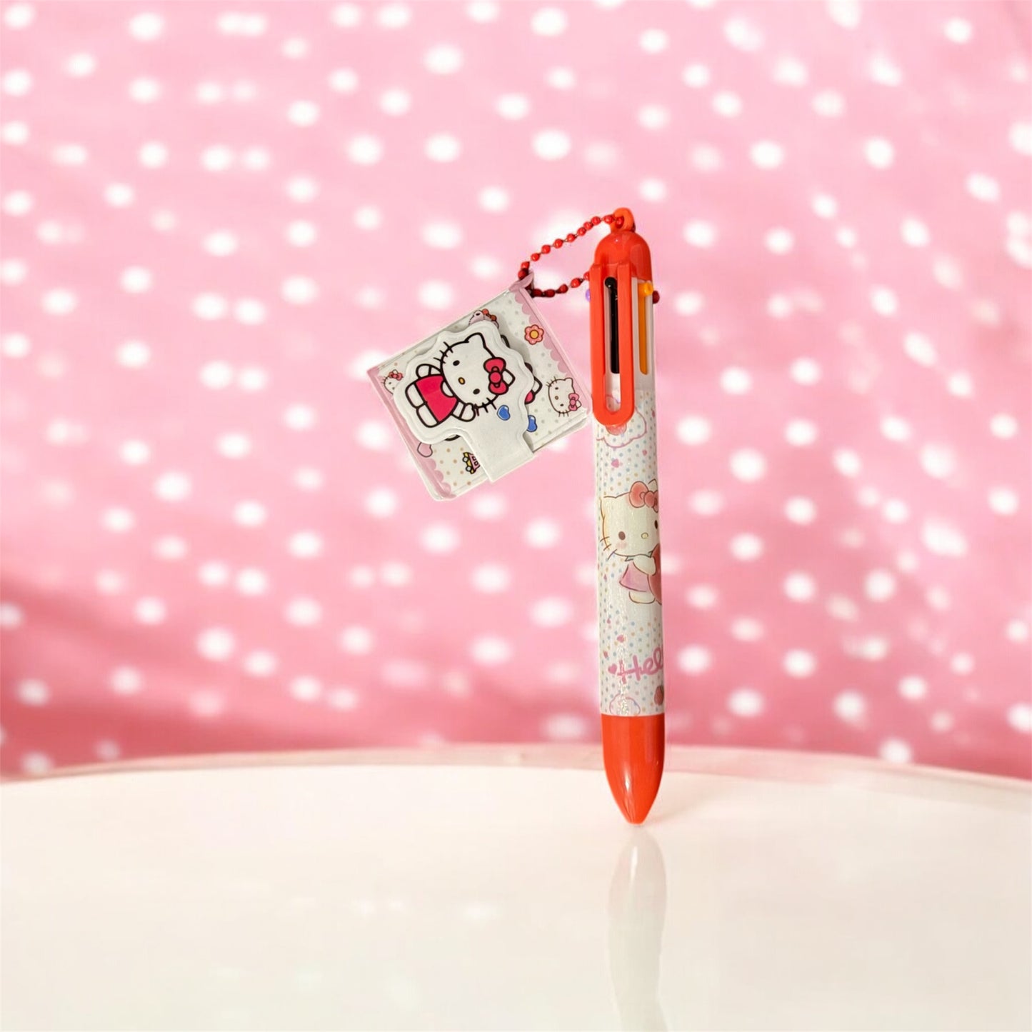 Sanrio Cartoon Ballpoint Pen with 6 Colours & Mini Notebook Keychain
